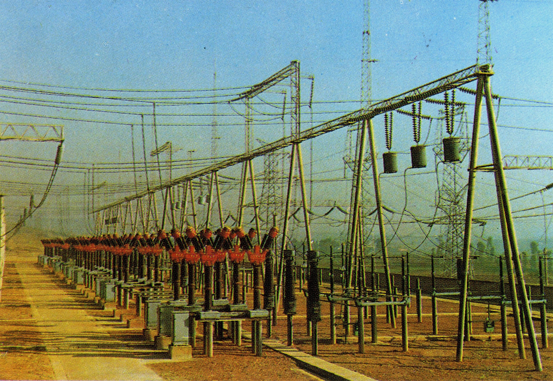3.1988年12月建成的昆明220千伏东郊变。 拷贝.jpg
