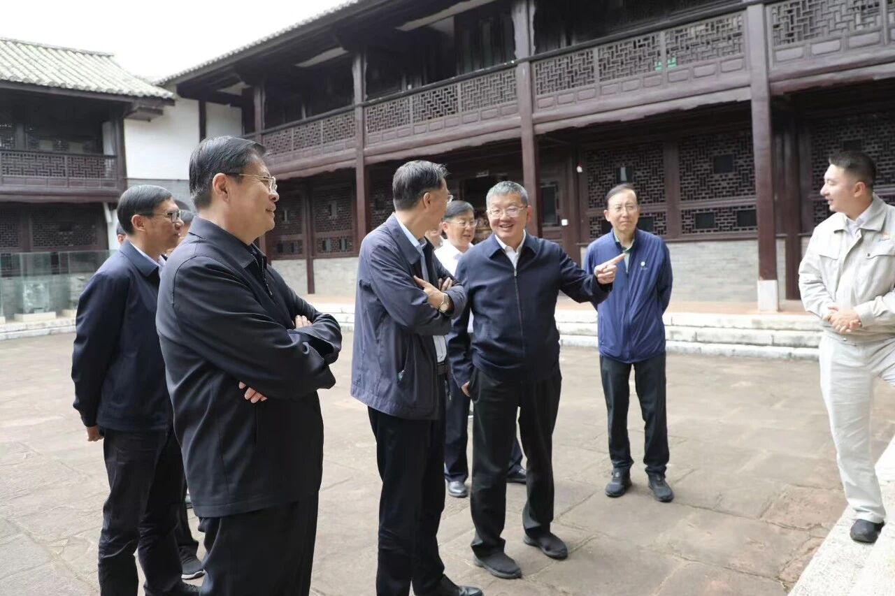 政协2.jpg