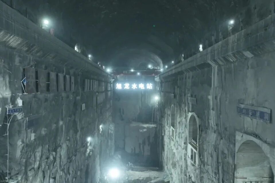 旭龙水电站2.jpg