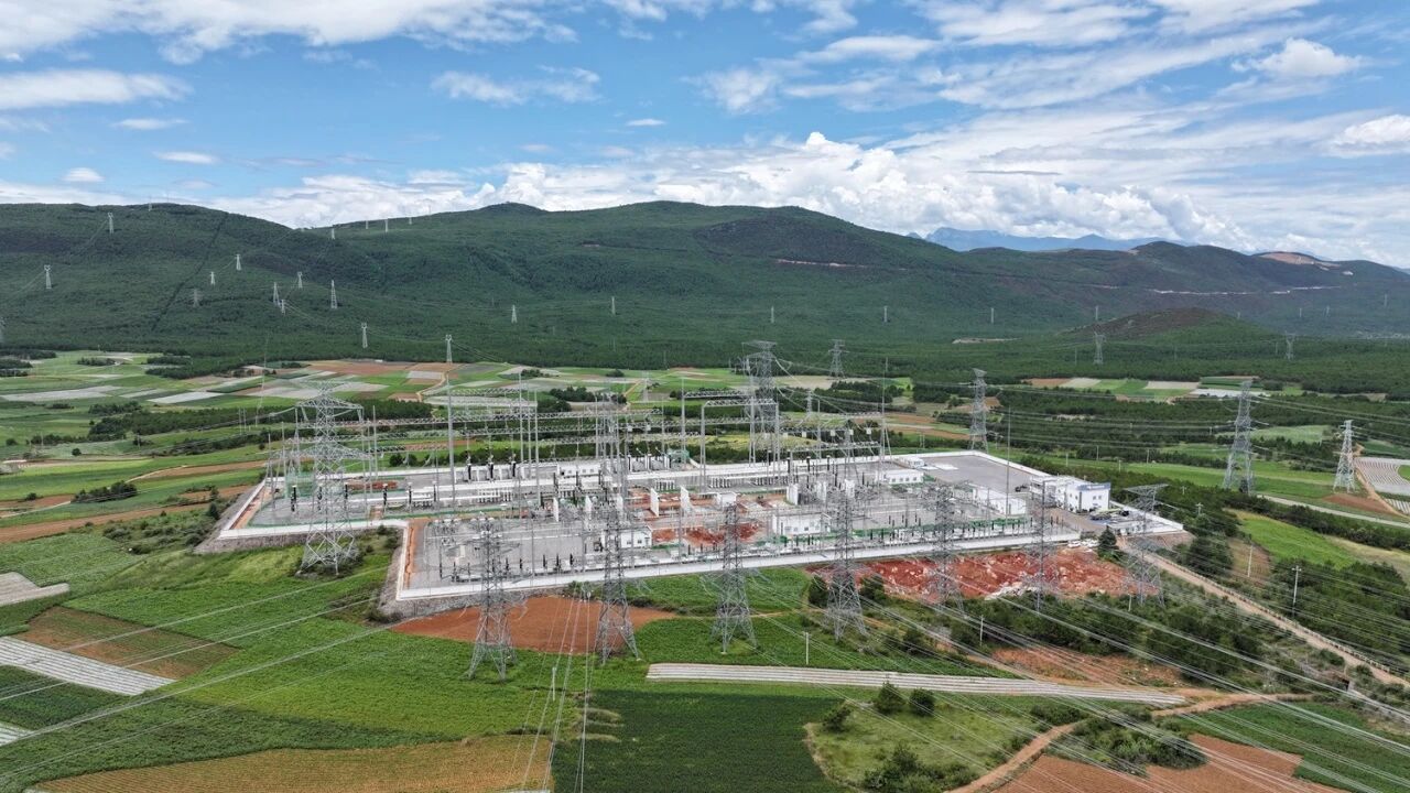 500千伏太安变.jpg 500千伏太安变.jpg